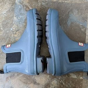 Hunter Chelsea rain boots, size 7